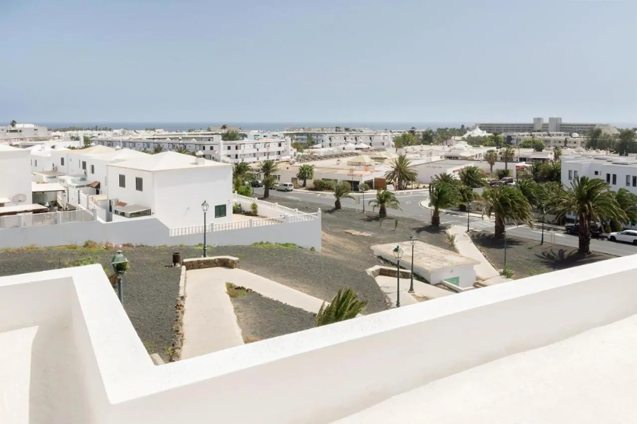 Apartamento Om Con Piscina Y Vistas Al Mar Costa Teguise Apartment